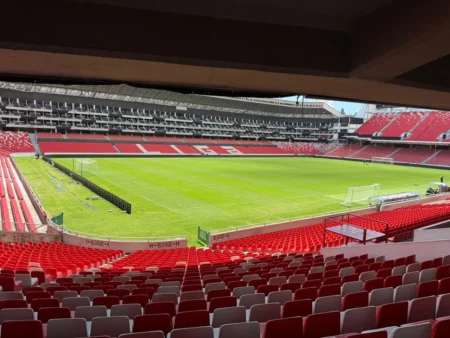 LDU contra Palmeiras: acompanhe ao vivo, horário e escalações LDU contra Palmeiras: acompanhe ao vivo, horário e escalações