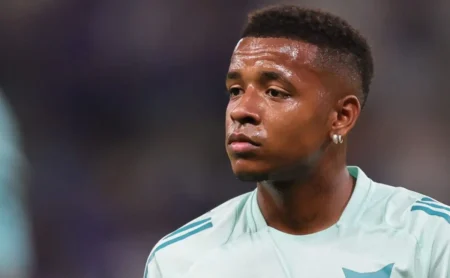 Lesão de Wanderson abre porta para Arroyo assumir titularidade no Cruzeiro