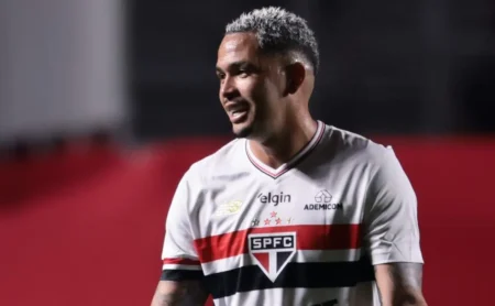 Luciano em Temporada Crucial no São Paulo: Superando 2024 e Chegando aos 100 Gols Luciano em Temporada Crucial no São Paulo: Superando 2024 e Chegando aos 100 Gols
