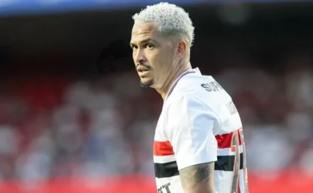 "Luciano é oferecido ao Vasco, mas acerto com o São Paulo parece improvável"