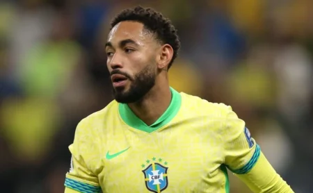 Matheus Cunha revela sentimento de defesa da Seleção Brasileira: um patamar diferente, um momento diferente Matheus Cunha revela sentimento de defesa da Seleção Brasileira: "um patamar diferente, um momento diferente"