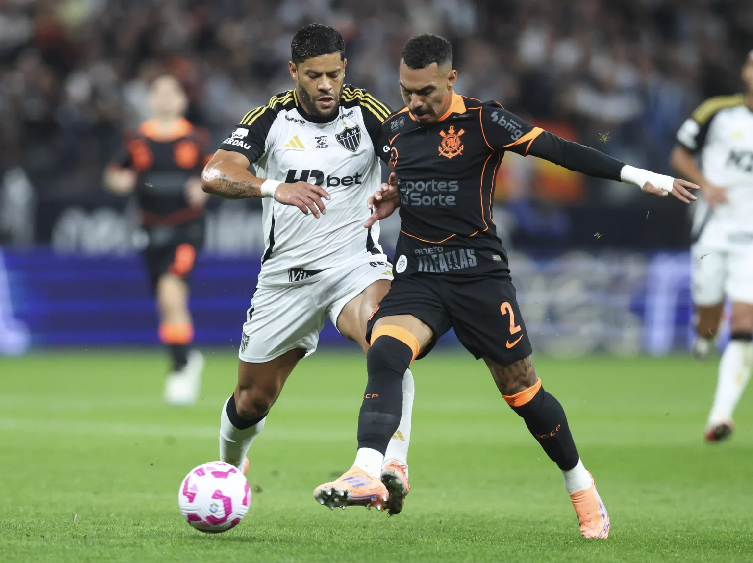 Matheuzinho acumula o terceiro cartão amarelo e será desfalque do Corinthians contra o Vitória Matheuzinho acumula o terceiro cartão amarelo e será desfalque do Corinthians contra o Vitória