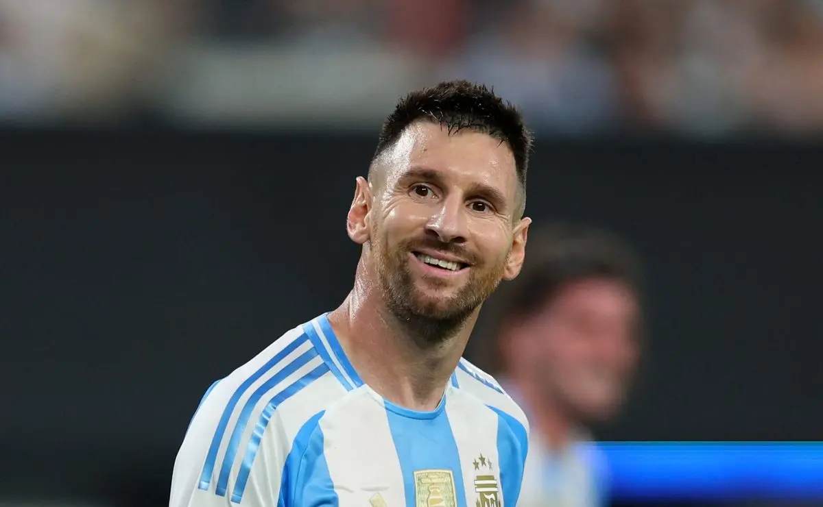 Messi quebra marca de Neymar e supera recorde histórico de assistências por seleções Messi quebra marca de Neymar e supera recorde histórico de assistências por seleções