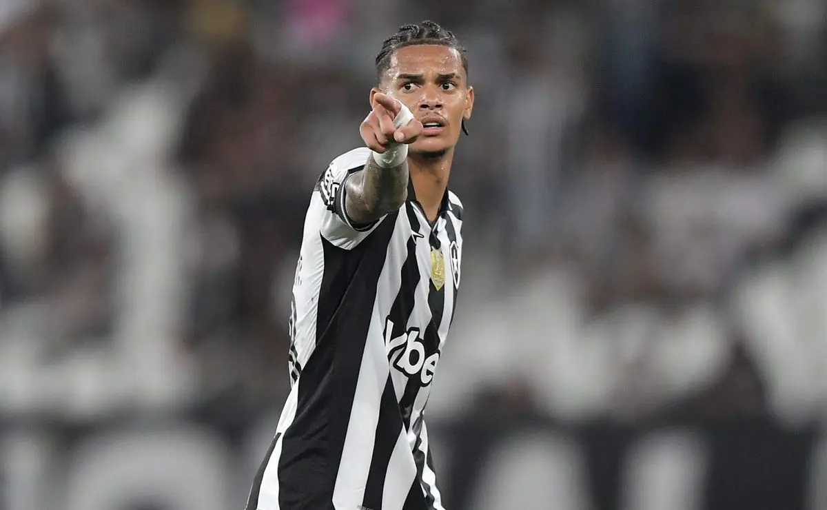 Newton Revela Detalhes do Empréstimo ao Criciúma e Sua Retorno ao Botafogo Newton Revela Detalhes do Empréstimo ao Criciúma e Sua Retorno ao Botafogo