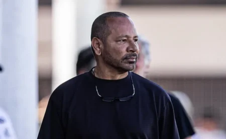 Neymar Pai se irrita com boato sobre o futuro do camisa 10 no Santos; bastidores revelados