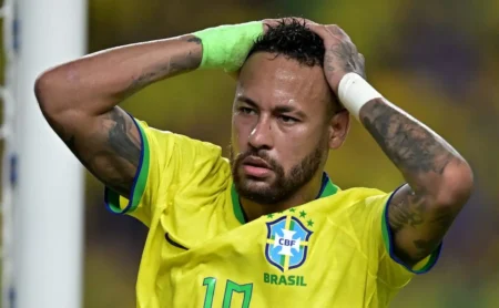 Neymar celebra classificação épica do Palmeiras e elogia Allan: “Chegou o dia” Neymar celebra classificação épica do Palmeiras e elogia Allan: “Chegou o dia”