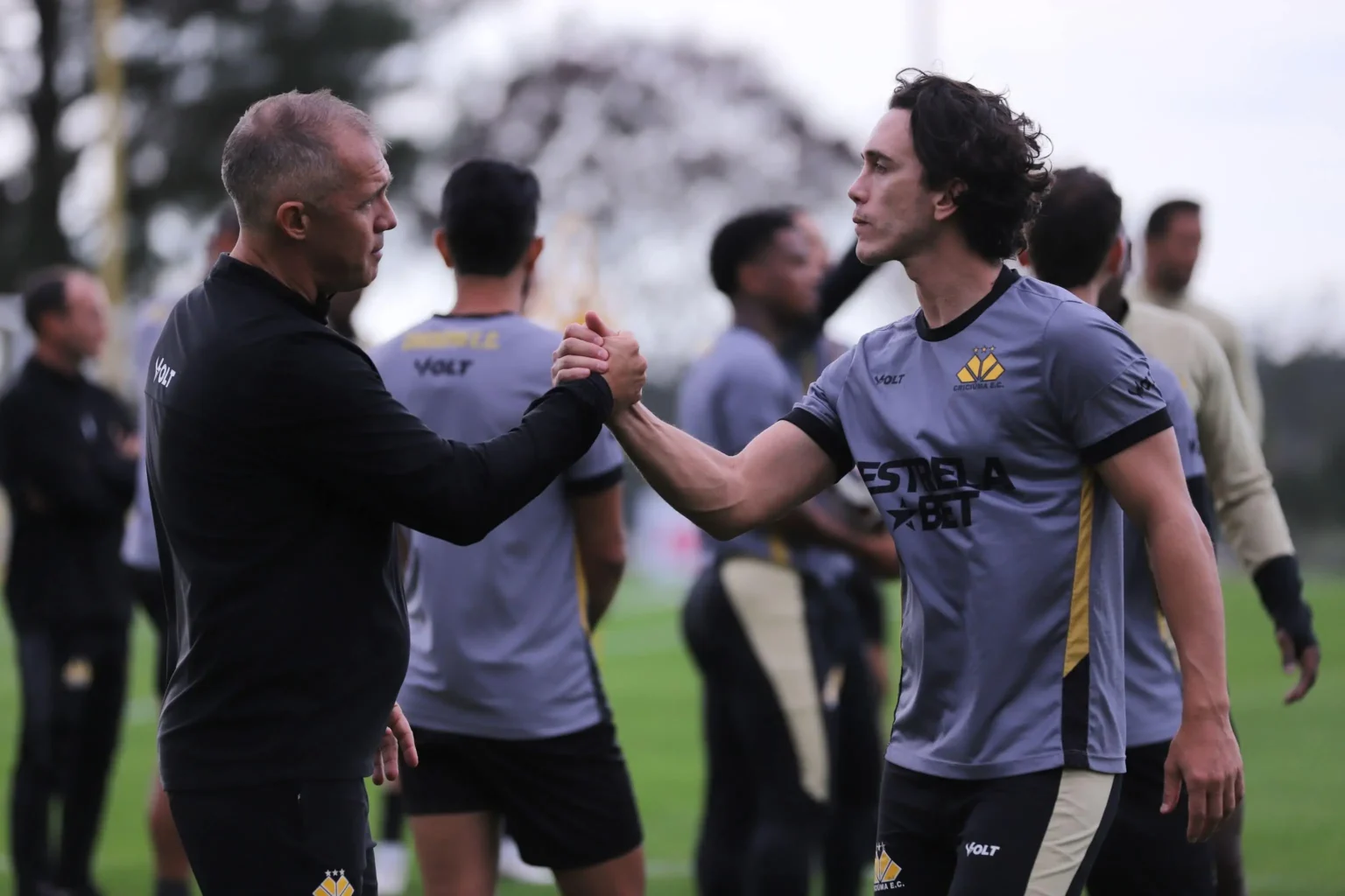 Nicolas projeta sequência decisiva do Criciúma na Série B: "Quatro finais"