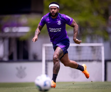 O maior jejum de gols de Memphis no Corinthians: números revelados O maior jejum de gols de Memphis no Corinthians: números revelados