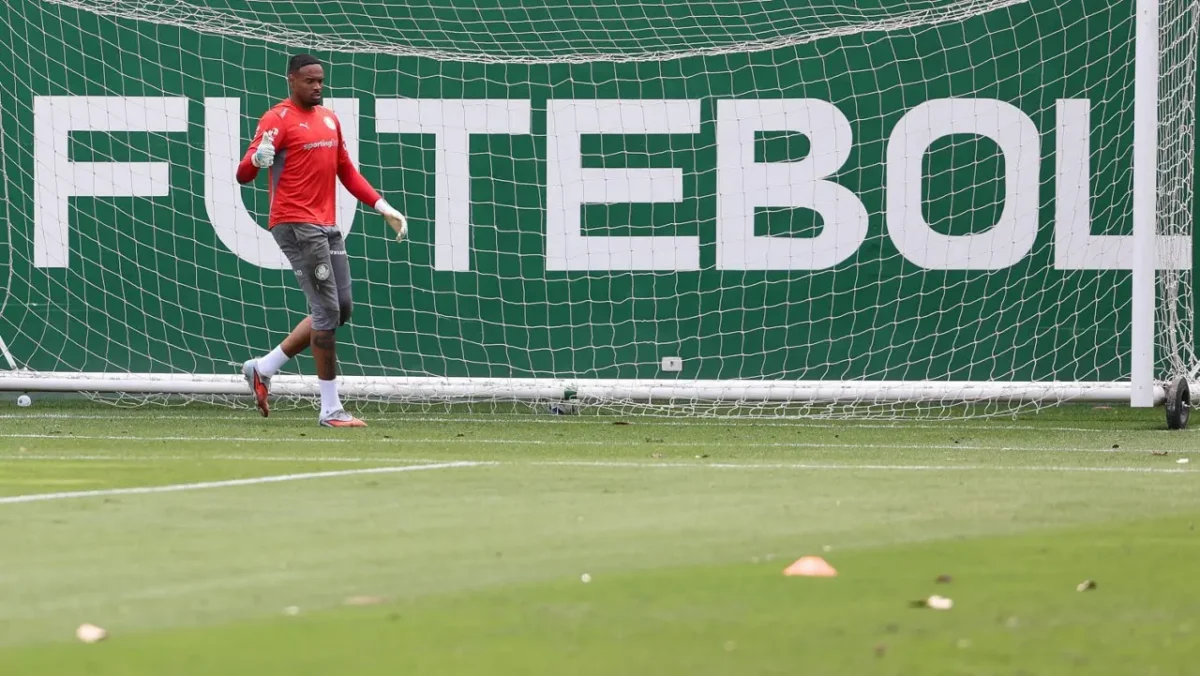Oportunidade não avisa: a reação de Carlos Miguel ao seu primeiro lance no gol do Palmeiras "Oportunidade não avisa": a reação de Carlos Miguel ao seu primeiro lance no gol do Palmeiras