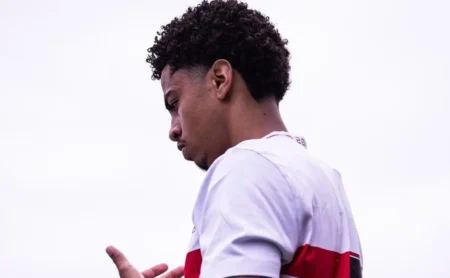 PH Bezerra em Destaque na Base do São Paulo: Potencial Promoção aos Profissionais em 2026 PH Bezerra em Destaque na Base do São Paulo: Potencial Promoção aos Profissionais em 2026