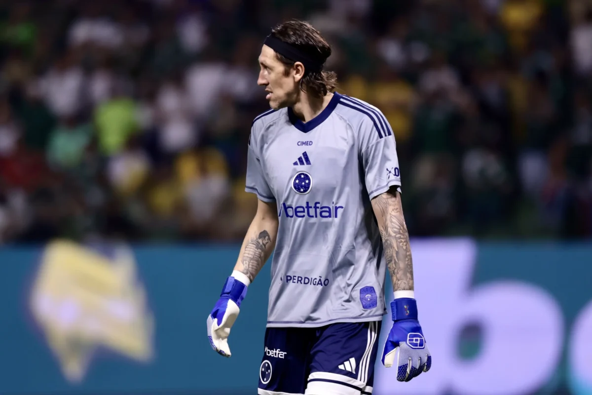 Palmeiras x Cruzeiro: Após polêmicas, Cássio clama por união dos clubes em prol da arbitragem