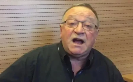 "Pedro Ernesto critica a direção do Internacional por desrespeito à torcida"