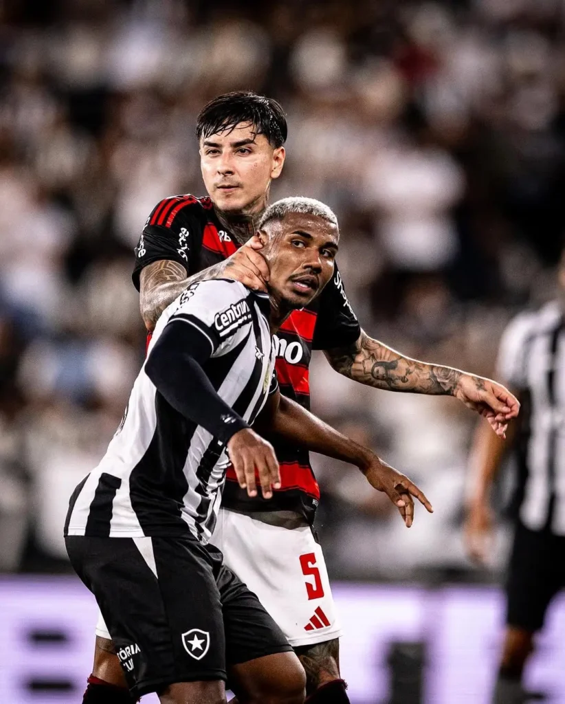 Pilar de Filipe Luís: Pulgar volta após lesão e abre concorrência para recuperar espaço no Flamengo. Pilar de Filipe Luís: Pulgar volta após lesão e abre concorrência para recuperar espaço no Flamengo.