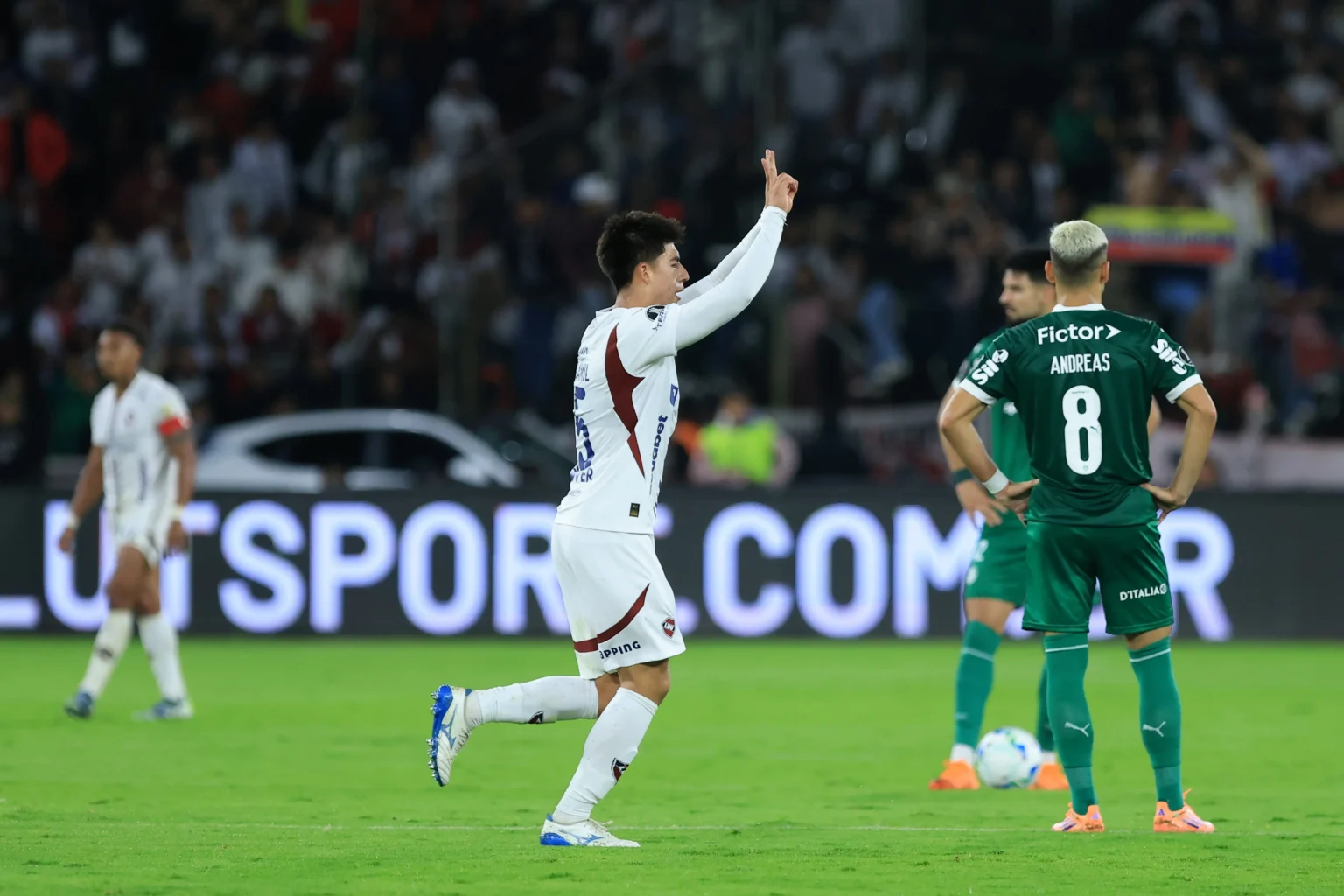 Piquerez Aponta Altitude como Principal Vilã e Promete Luta Total do Palmeiras Piquerez Aponta Altitude como Principal Vilã e Promete Luta Total do Palmeiras