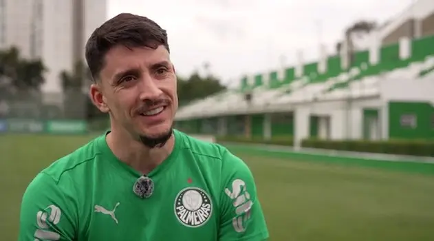 Piquerez critica poder do Flamengo e desafia tabu com o Palmeiras. Piquerez critica poder do Flamengo e desafia tabu com o Palmeiras.