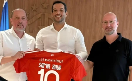 Presidente da CBF, Samir Xaud, responde sobre o Internacional ser campeão do Brasileirão de 2005 Presidente da CBF, Samir Xaud, responde sobre o Internacional ser campeão do Brasileirão de 2005