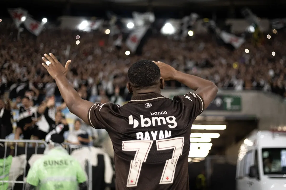 Rayan: transição ofensiva planejada pelo Vasco desde o início do ano