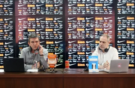 Relógios, roupas, exames: o que Andrés pagou com cartão corporativo do Corinthians, segundo denúncia