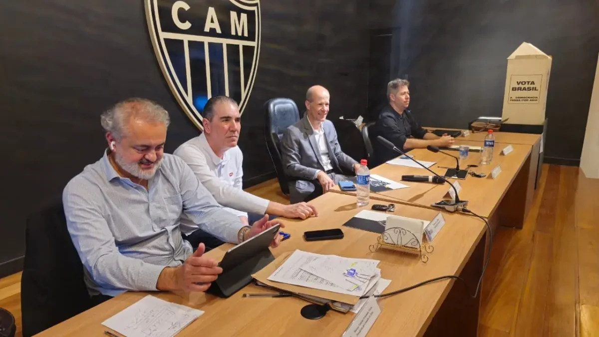 Ricardo Guimarães é Reeleito como Presidente do Conselho do Atlético-MG Ricardo Guimarães é Reeleito como Presidente do Conselho do Atlético-MG