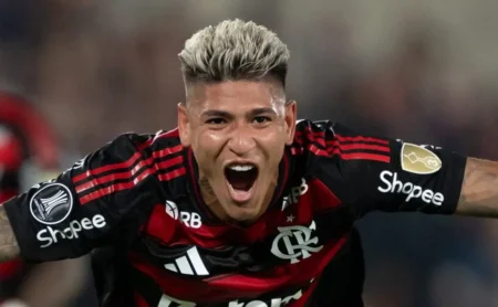 Torcedores exaltam Carrascal nas redes sociais: Atuação absurda empolga Torcedores exaltam Carrascal nas redes sociais: "Atuação absurda" empolga