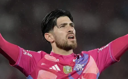 Torcida do Flamengo ovaciona Rossi nas redes sociais após classificação contra o Racing