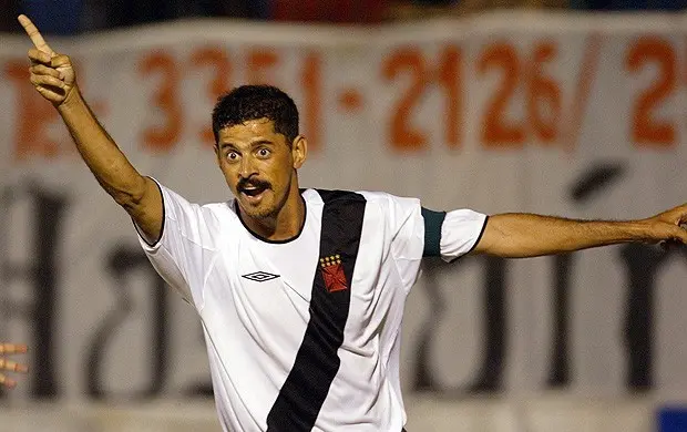 Valdir se desabafa e se emociona em assembleia de credores do Vasco: Nunca mais ninguém vai me ouvir Valdir se desabafa e se emociona em assembleia de credores do Vasco: "Nunca mais ninguém vai me ouvir"