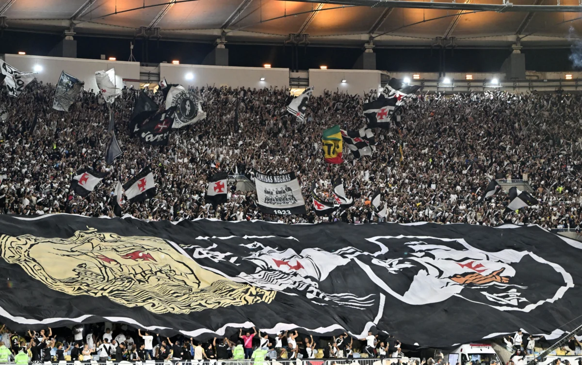 Vasco: Provocações e sintonia com o time marcam volta de festejo em clássico no Maracanã
