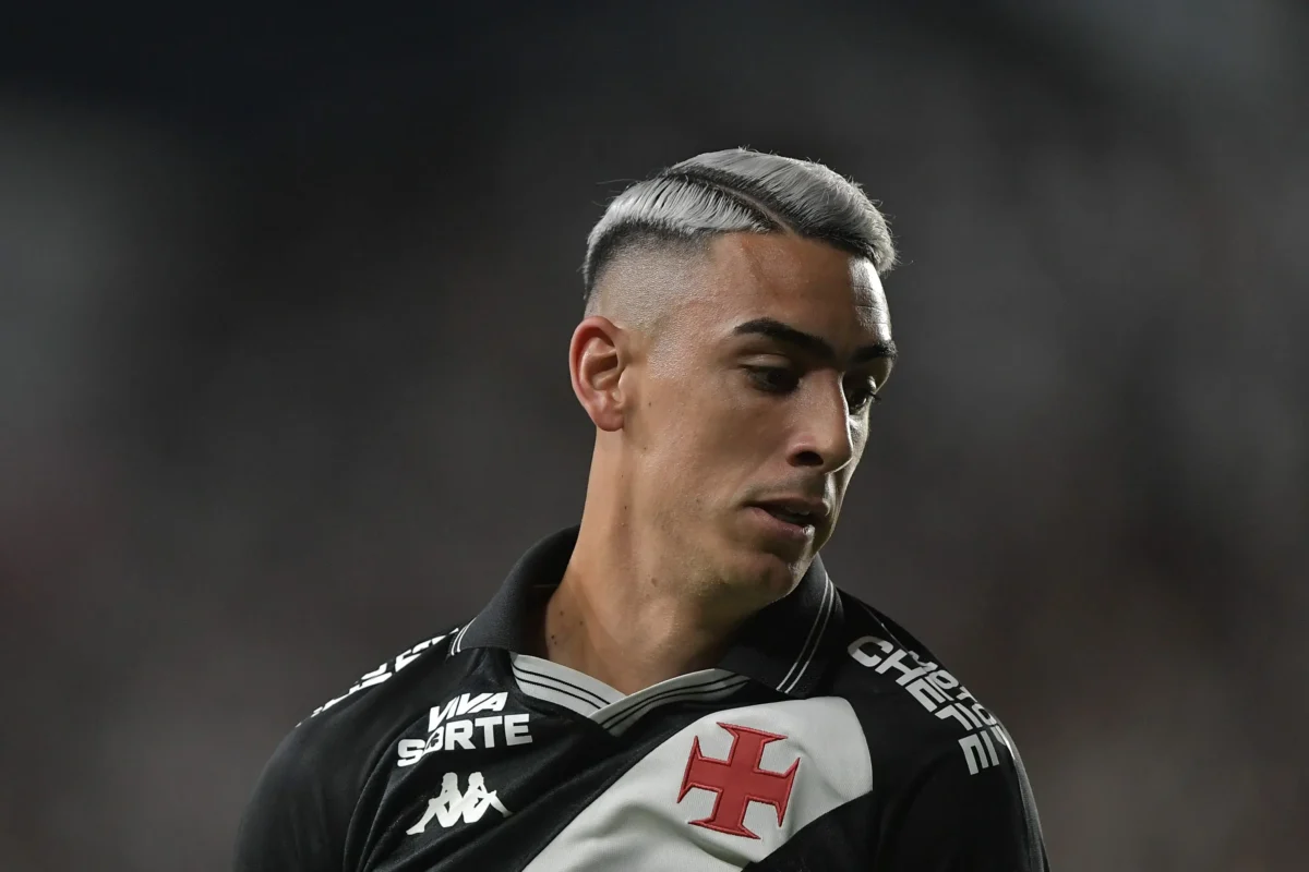 Vasco envia proposta para renovar contrato com Puma Rodríguez