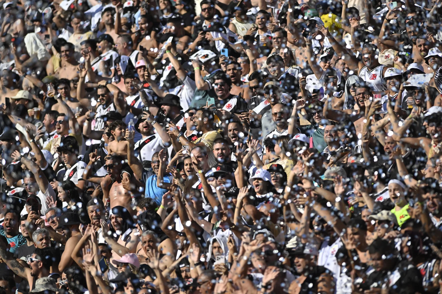 Vasco x São Paulo: Torcida Esgota Ingressos Vasco x São Paulo: Torcida Esgota Ingressos