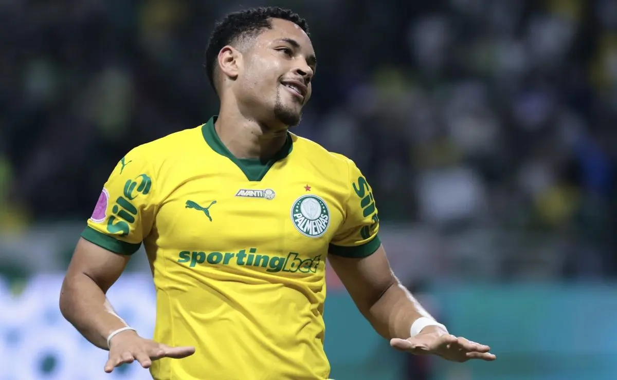 Vitor Roque brilha e sobe ao topo: Palmeiras goleia o Red Bull Bragantino Vitor Roque brilha e sobe ao topo: Palmeiras goleia o Red Bull Bragantino