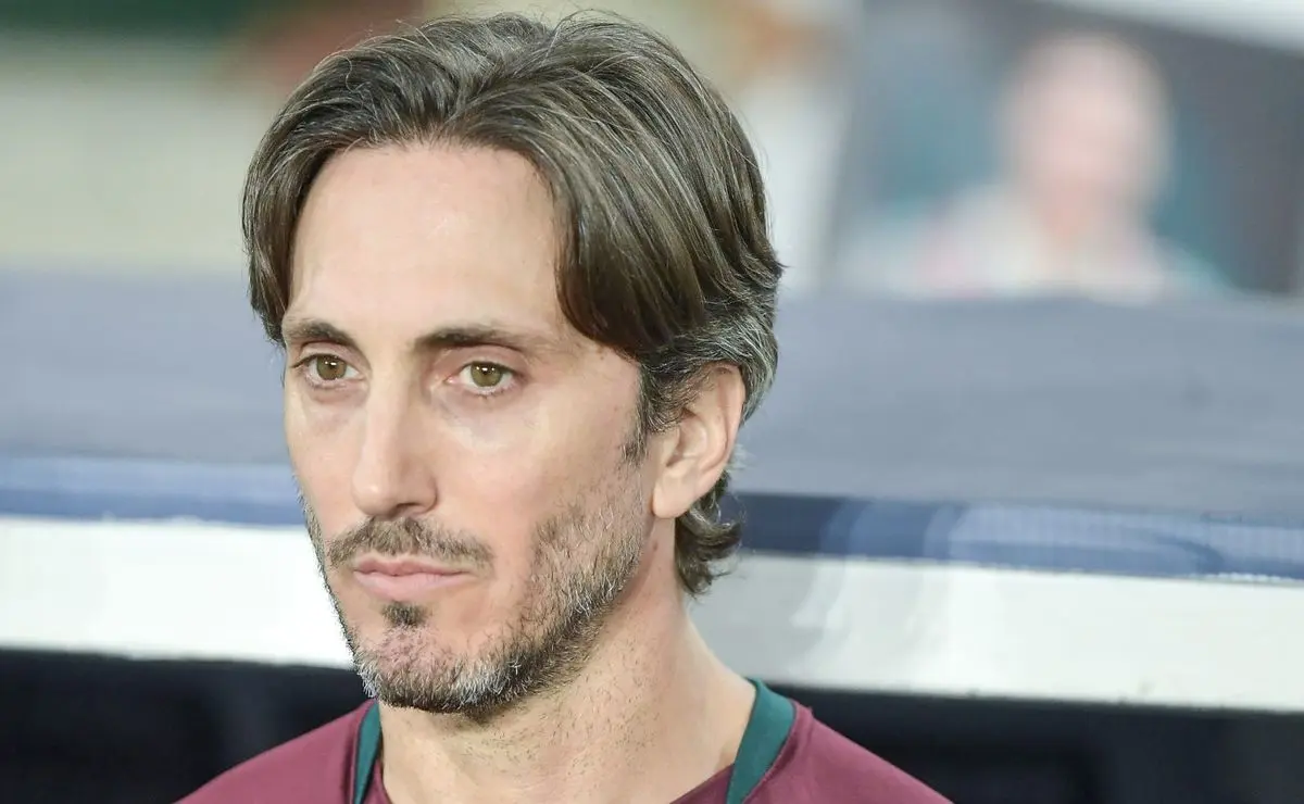 Zubeldía avalia disputa entre Cano e John Kennedy no Fluminense: ‘Decisões corretas’ Zubeldía avalia disputa entre Cano e John Kennedy no Fluminense: 'Decisões corretas'