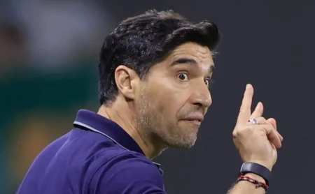 Abel Ferreira comanda empate sem gols entre Palmeiras e Fluminense no Brasileirão Betano Abel Ferreira comanda empate sem gols entre Palmeiras e Fluminense no Brasileirão Betano