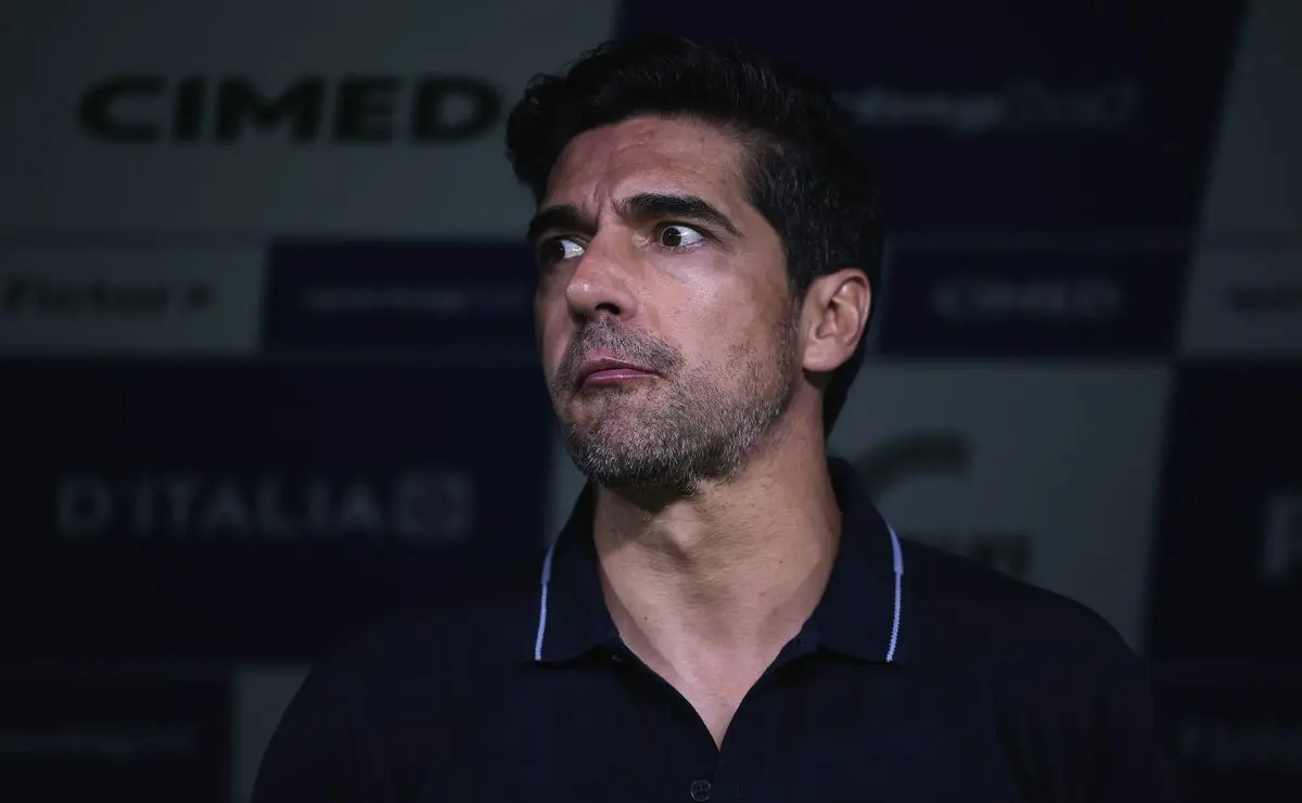 Abel Ferreira define saída de medalhão do Palmeiras; Weverton se aproxima do Grêmio