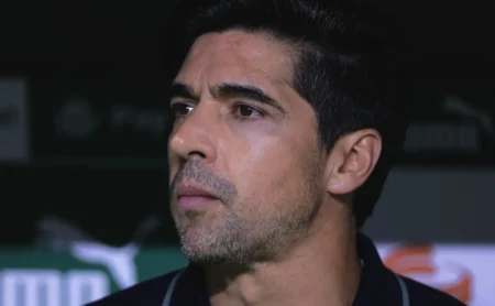 Alerta ao Palmeiras: desgaste de convocados na Data Fifa ameaça reta final do Brasileirão Alerta ao Palmeiras: desgaste de convocados na Data Fifa ameaça reta final do Brasileirão