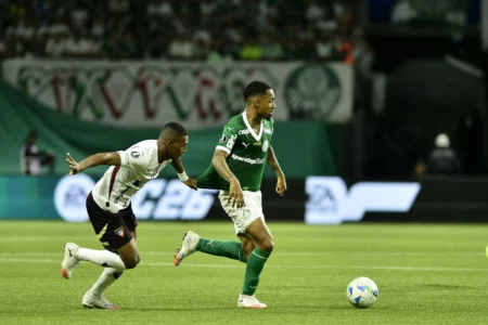 Allan, do Palmeiras, é exaltado por jornal espanhol como Um diamante Allan, do Palmeiras, é exaltado por jornal espanhol como "Um diamante"
