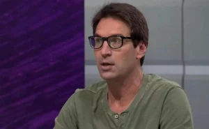 Arnaldo Ribeiro Endossa Retorno de Galoppo ao São Paulo em 2026: Crespo o Aproveitaria Arnaldo Ribeiro Endossa Retorno de Galoppo ao São Paulo em 2026: "Crespo o Aproveitaria"