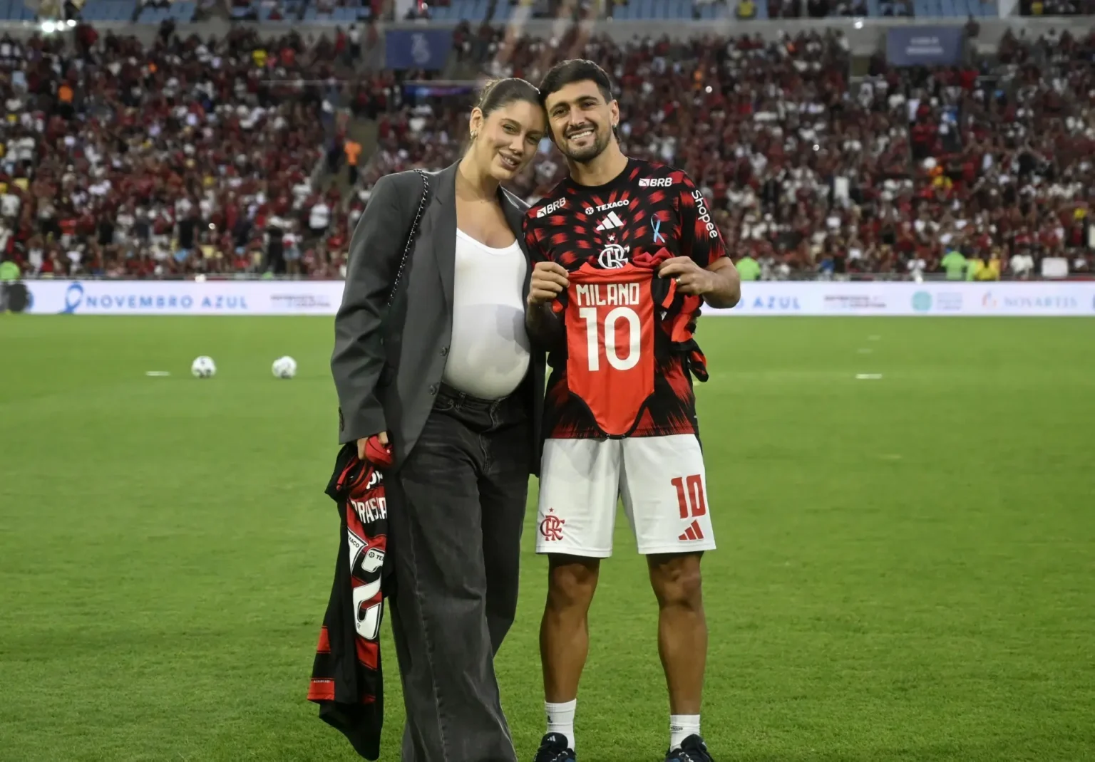 Arrascaeta: Homenagem do Flamengo marca renovação de contrato