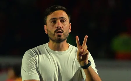 Barrera e Montoro retornam ao Botafogo para enfrentar o Sport pelo Brasileirão Barrera e Montoro retornam ao Botafogo para enfrentar o Sport pelo Brasileirão