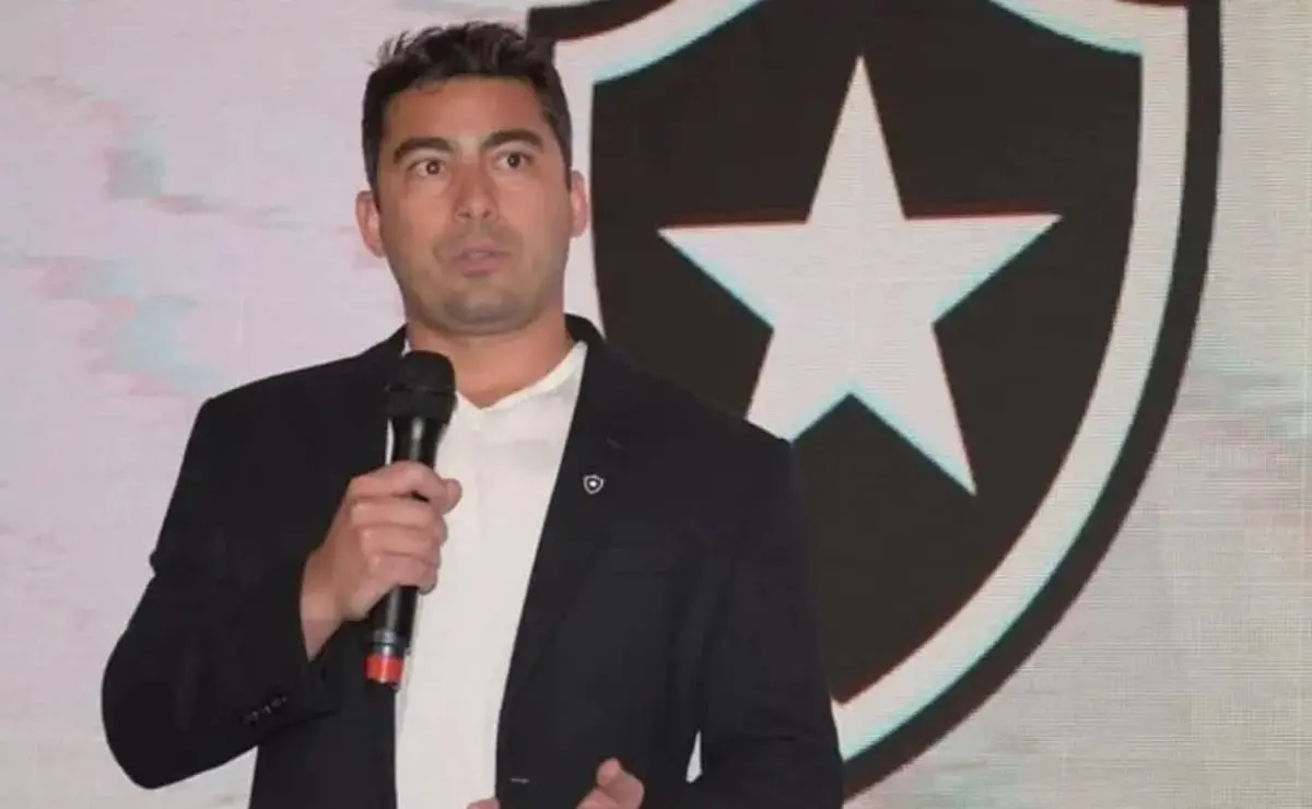 Botafogo aborda relação com Lyon e Thairo faz brincadeira inusitada em evento da CBF