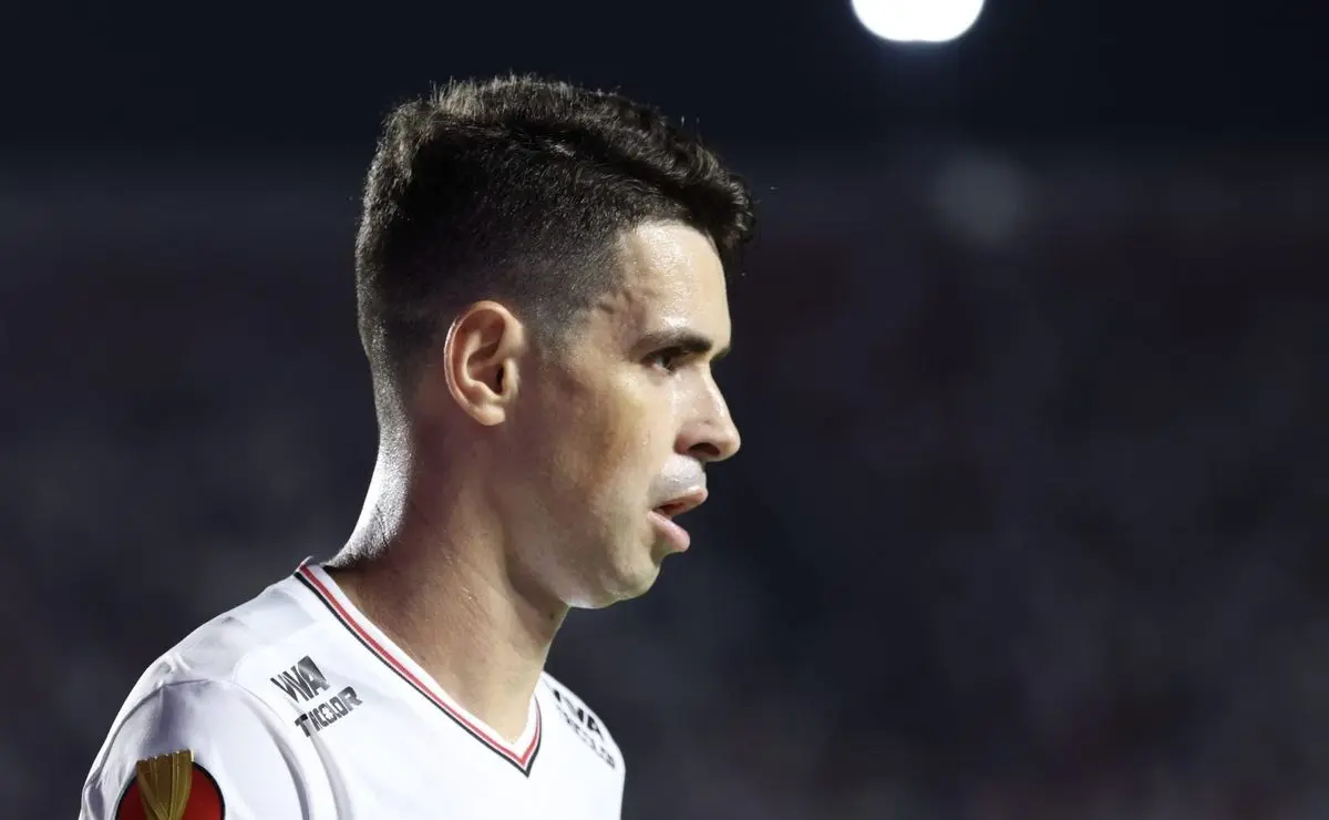 Casares Detalha o Caso Oscar e o Choque no São Paulo: Ficamos Surpresos Casares Detalha o Caso Oscar e o Choque no São Paulo: "Ficamos Surpresos"