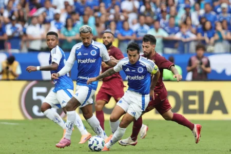Conmebol saúda o Cruzeiro em seu retorno à Libertadores após sete anos Conmebol saúda o Cruzeiro em seu retorno à Libertadores após sete anos