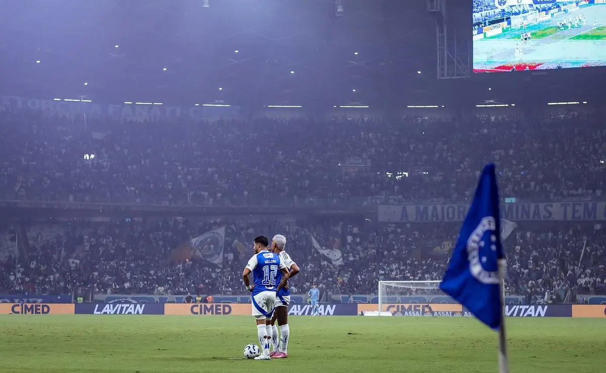 Cruzeiro se prepara para o retorno de sete jogadores emprestados ao fim da temporada Cruzeiro se prepara para o retorno de sete jogadores emprestados ao fim da temporada