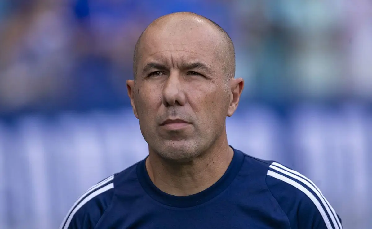 Cruzeiro vence Vitória com Kaio Jorge e Arroyo no ataque sob comando de Leonardo Jardim