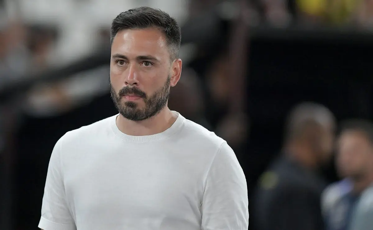 Davide Ancelotti celebra vaga do Botafogo na Libertadores e alerta sobre reta final do jogo Davide Ancelotti celebra vaga do Botafogo na Libertadores e alerta sobre reta final do jogo