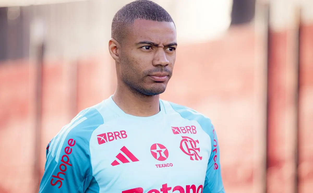 De la Cruz é convocado por Filipe Luís para ser titular no Flamengo após ser colocado à venda