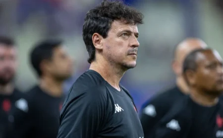 Diniz contra o São Paulo: o Vasco e o arrependimento com Alexandre Pato
