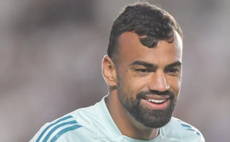 Fabrício Bruno e a gratidão ao treinador da Seleção Brasileira após falhas contra o Japão Fabrício Bruno e a gratidão ao treinador da Seleção Brasileira após falhas contra o Japão