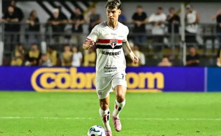 Ferreirinha: Destaque no São Paulo e Confiança Renovada com Hernán Crespo na Reta Final