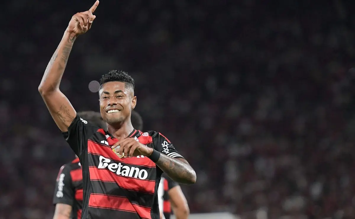 Flamengo Aposta em Manter Pena e Vê Baixa Probabilidade de Punição Ampliada para Bruno Henrique no STJD Flamengo Aposta em Manter Pena e Vê Baixa Probabilidade de Punição Ampliada para Bruno Henrique no STJD