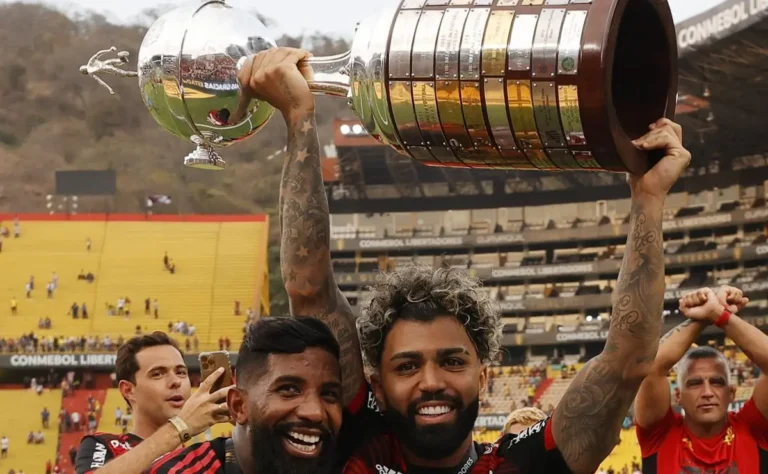 Flamengo: Busca pelo Quinto Título Internacional Fora de Casa Flamengo: Busca pelo Quinto Título Internacional Fora de Casa